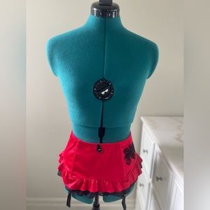 *New* Là Senza Garter Skirt (Red/Black, Small) with Tag